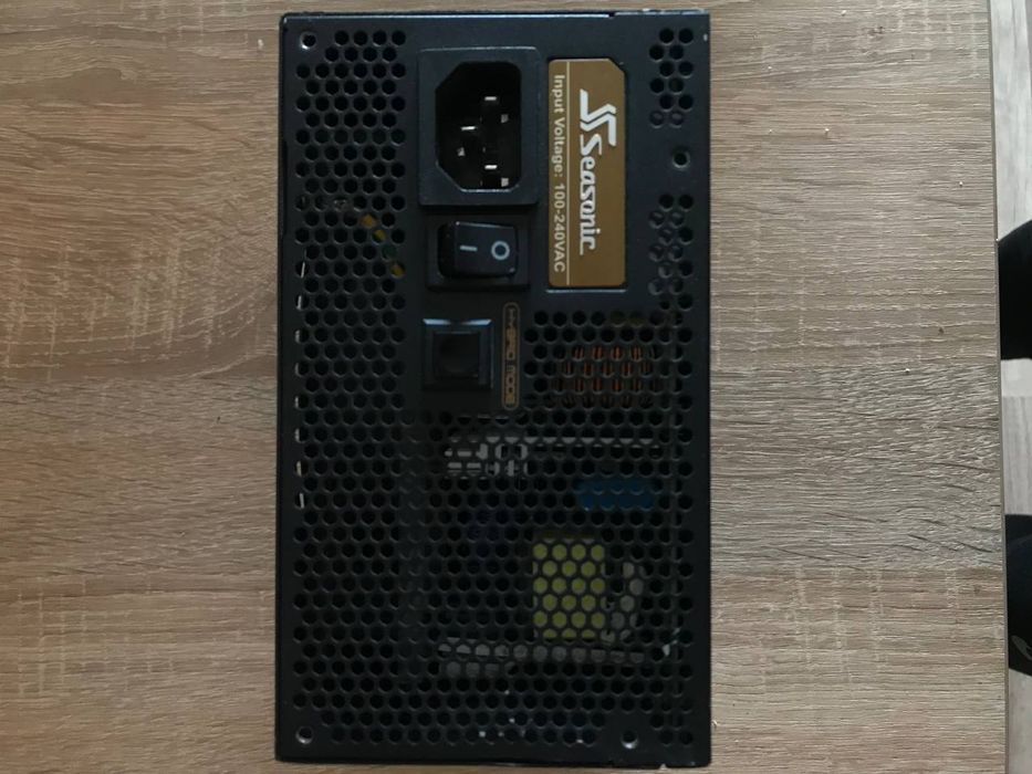 Seasonic Focus Gold 550W | 80+ Gold | Полностью модульный