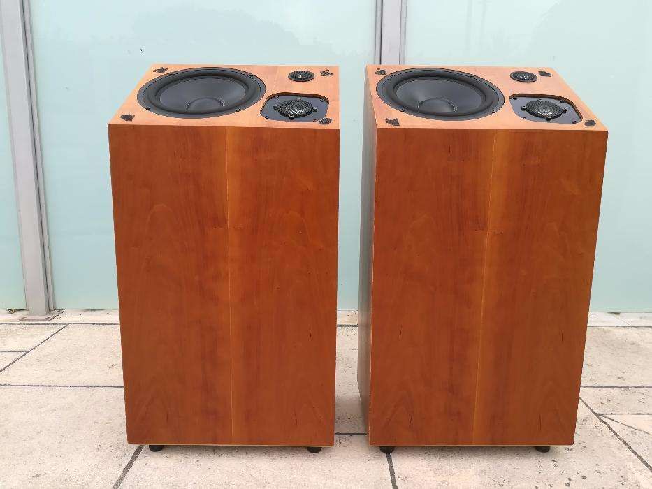 Shahinian ARC (Colunas de som)