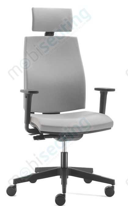 CADEIRA ESCRITÓRIO RODADA  COM BRAÇOS COSTA ALTA DYNAMIC (NOVO)