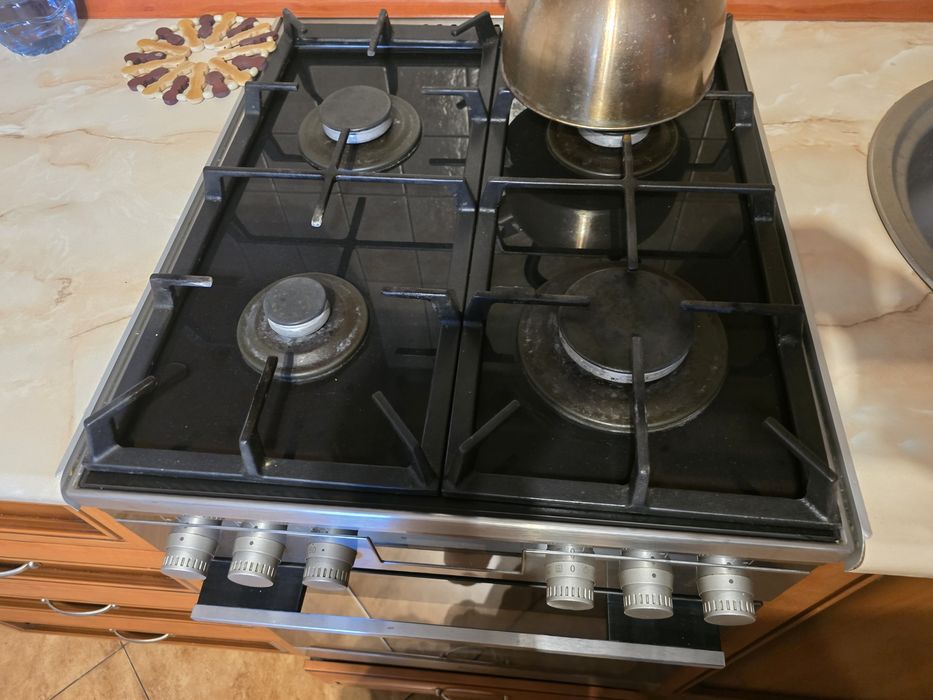 Meble kuchenne  stan bardzo dobry plus