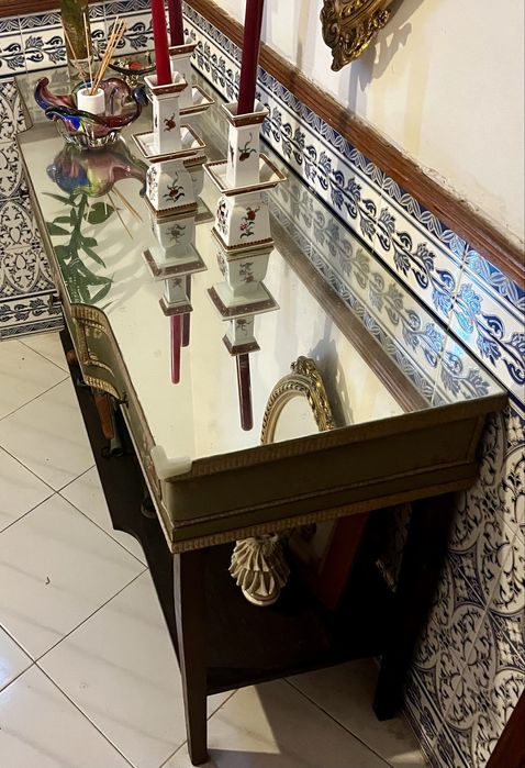 Mesa de Entrada ou Sala em Verde Sage com Vidro - Estilo Provençal / Vintage