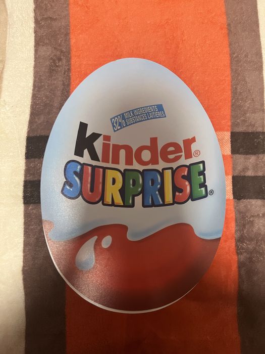 подарункова коробка Кіндер / Kinder Surprise