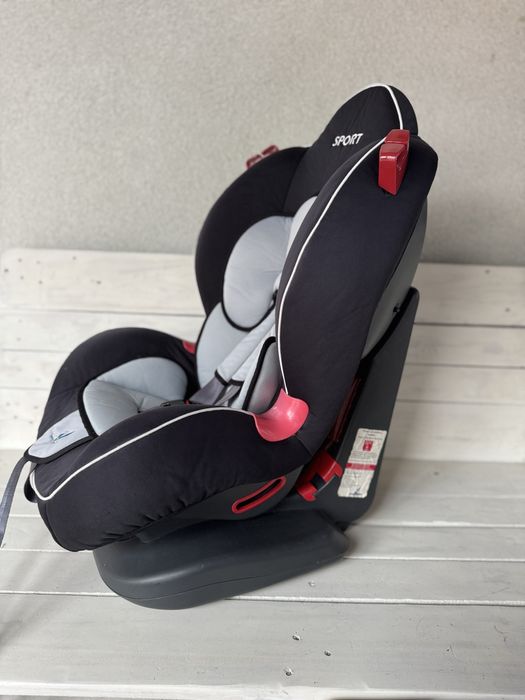 Fotelik dzieciecy samochodowy.