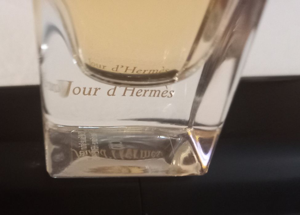 Perfume  "Jour d'Hermès"
