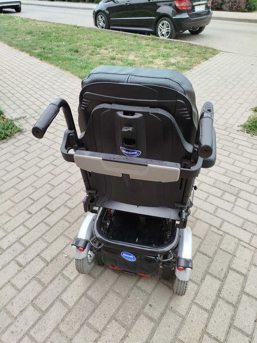 Wozek Bora invacare