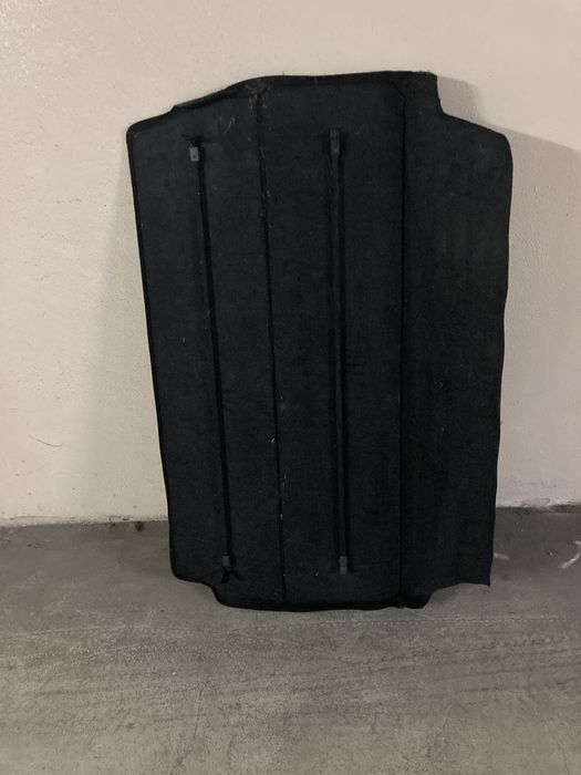 Chapeleira comercial Renault Clio III