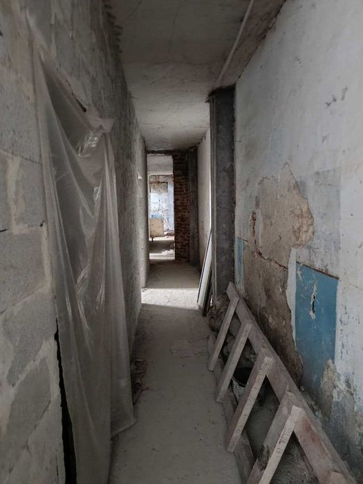 Продаж нежитлового приміщення вул. Пекарська
