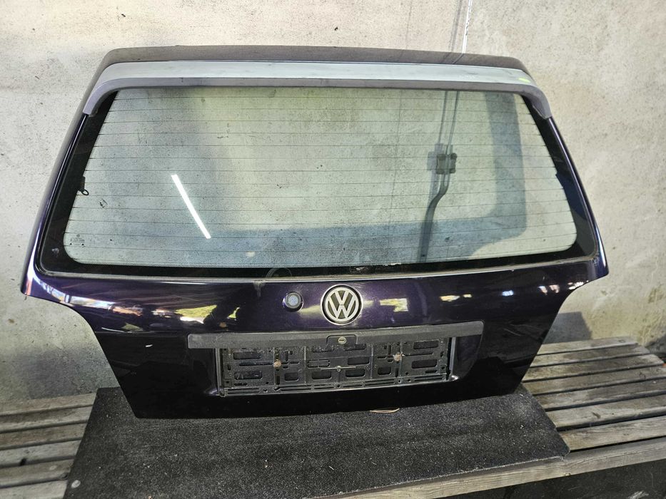 Klapa Bagażnika Tył Tylna  Szyba Lotka Spoiler VW Golf III GTI