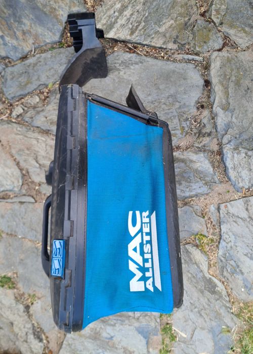 Kosz do kosiarki Mac Allister MLM 1600 + wkładka do koszenia bez kosza