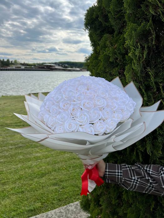 Букети Вау з мильних троянд - оригінальний подарунок коханій жінці