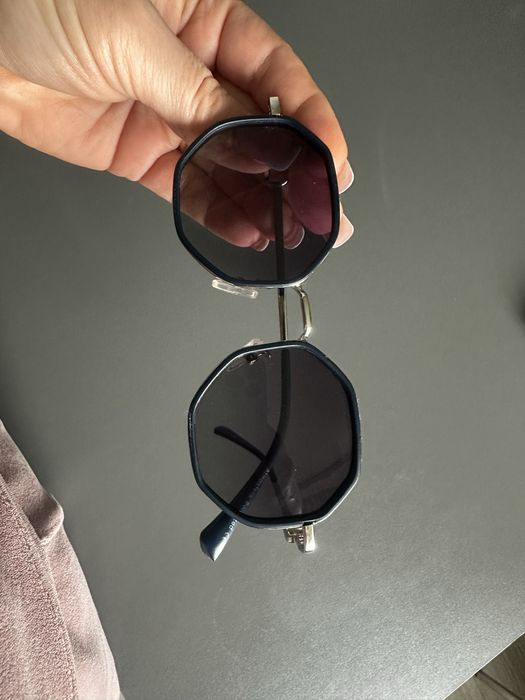 Нові сонцезахисні окуляри