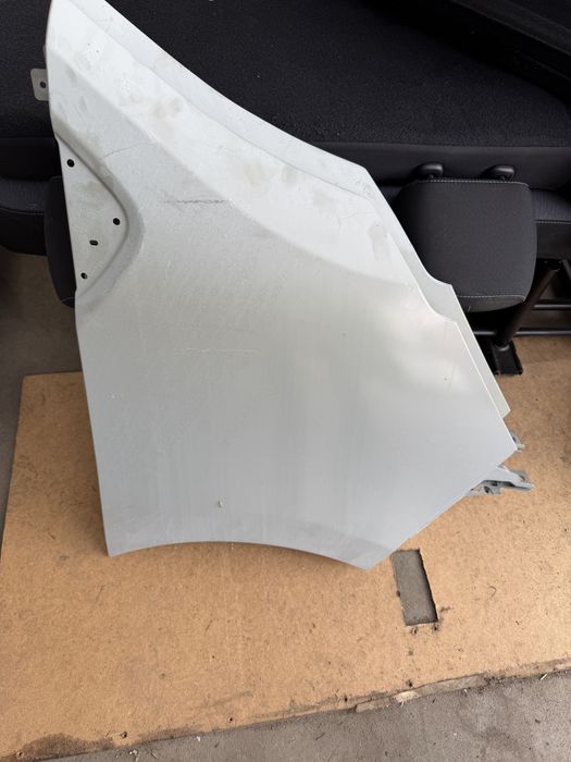 Blotnik prawy przód Renault Trafic IV Nissan Primastar 21- części