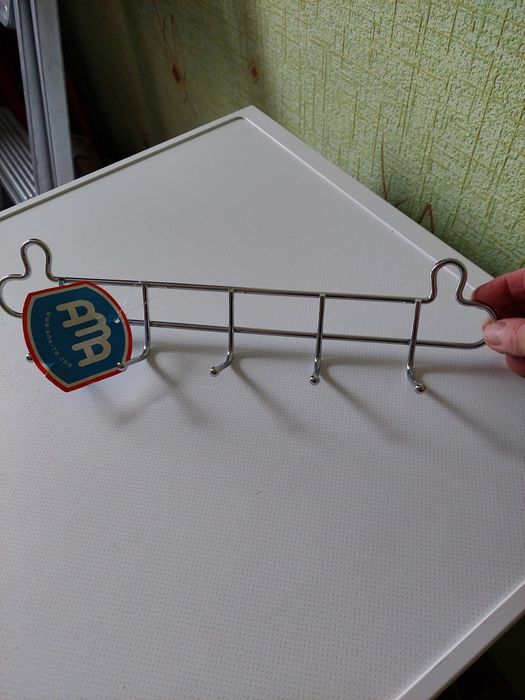 Вешалка для ванной и кухни