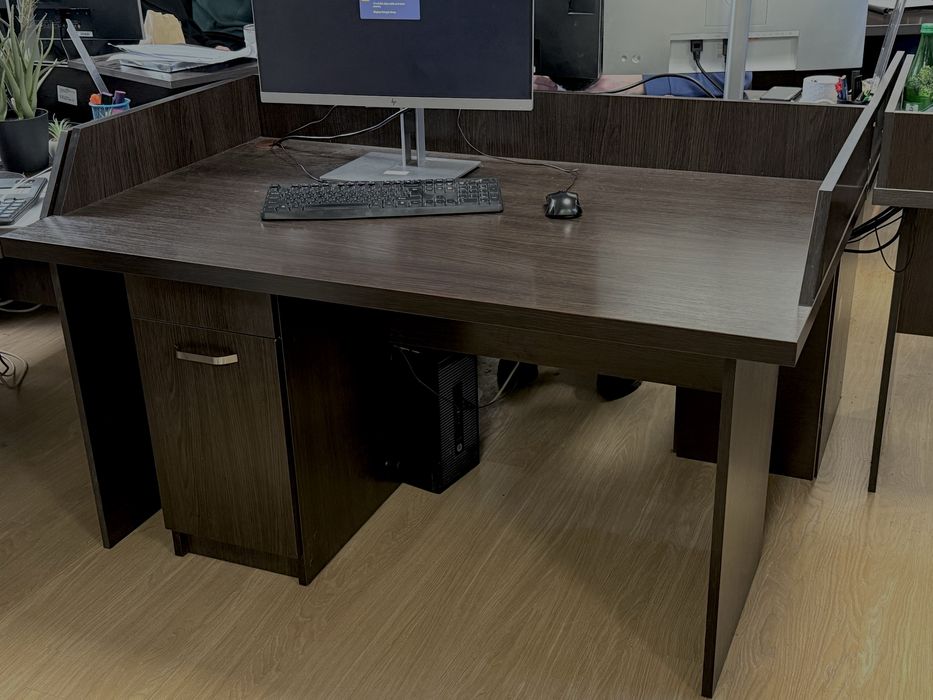 стіл / стіл офісний / стіл компютерний/ є 10 штук!