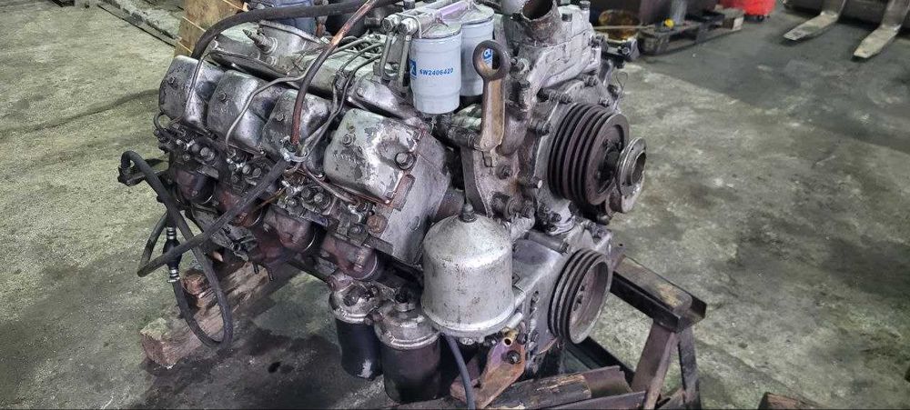 Двигун УРАЛ КПП роздатка редуктора