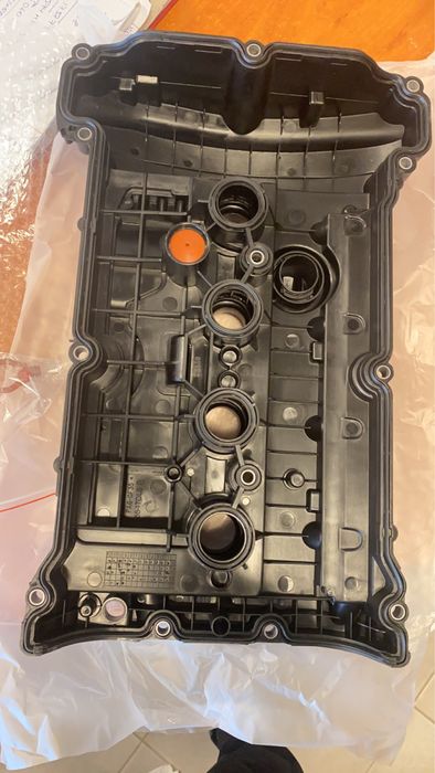 Клапанна кришка Peugeot V759886280