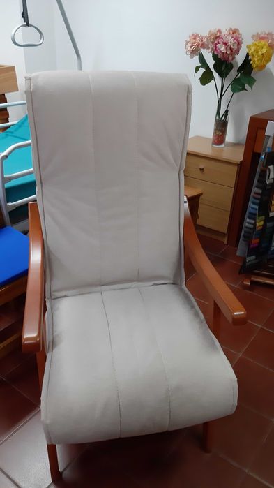Cadeira veneza almofadado