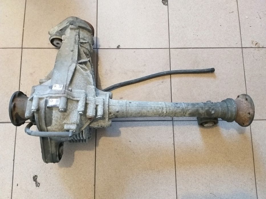 Most przód Cayenne 4.5 Turbo 0AA409508B Jte