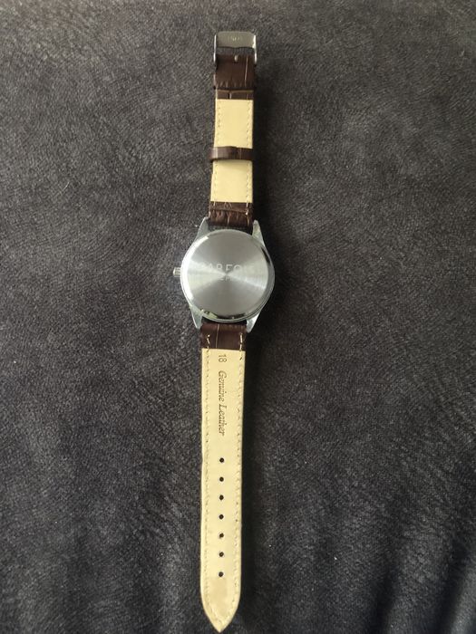 Relógio Parfois Com pracelete em pele castanha