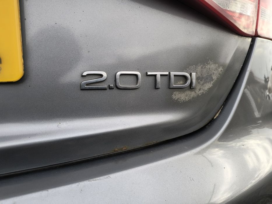 Klapa bagażnika  audi a4 b8