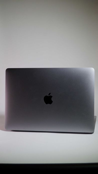 MacBook Air 13 cali, 2020