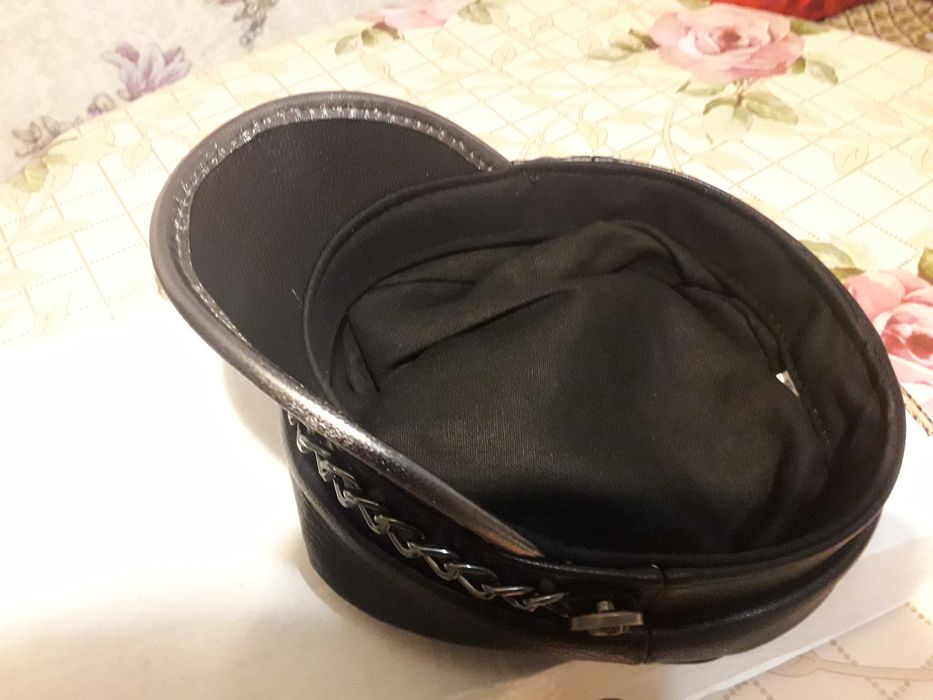 Кепка- фуражка РОК /хип -хоп /Байкер . Кожаная  55-56р