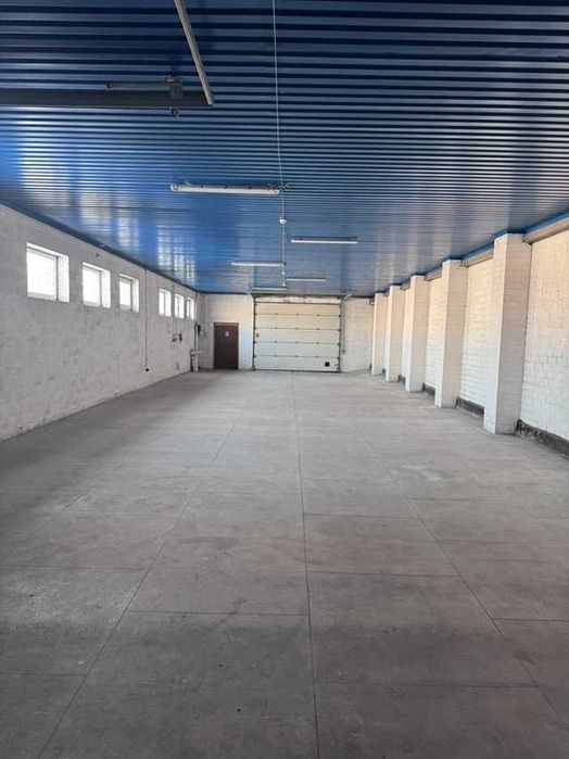 Здам в оренду склад площею 286 м² за адресою вул. Луценка.