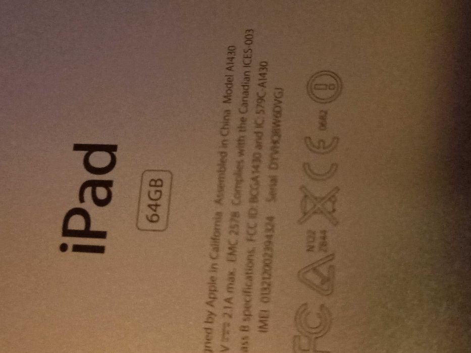 iPad a1430, 3 generacja. Do odblokowania albo na części.