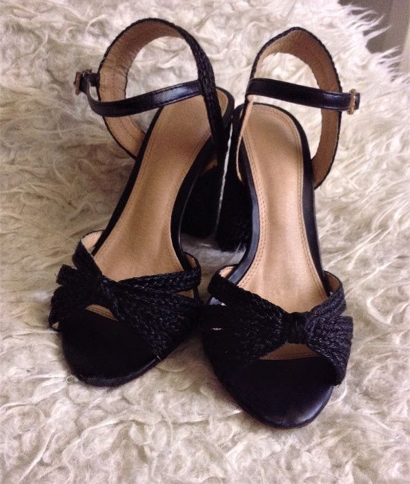 Sandálias pretas ASOS