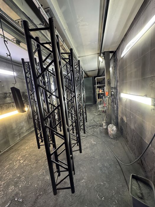 Продається комплекс промислових приміщень