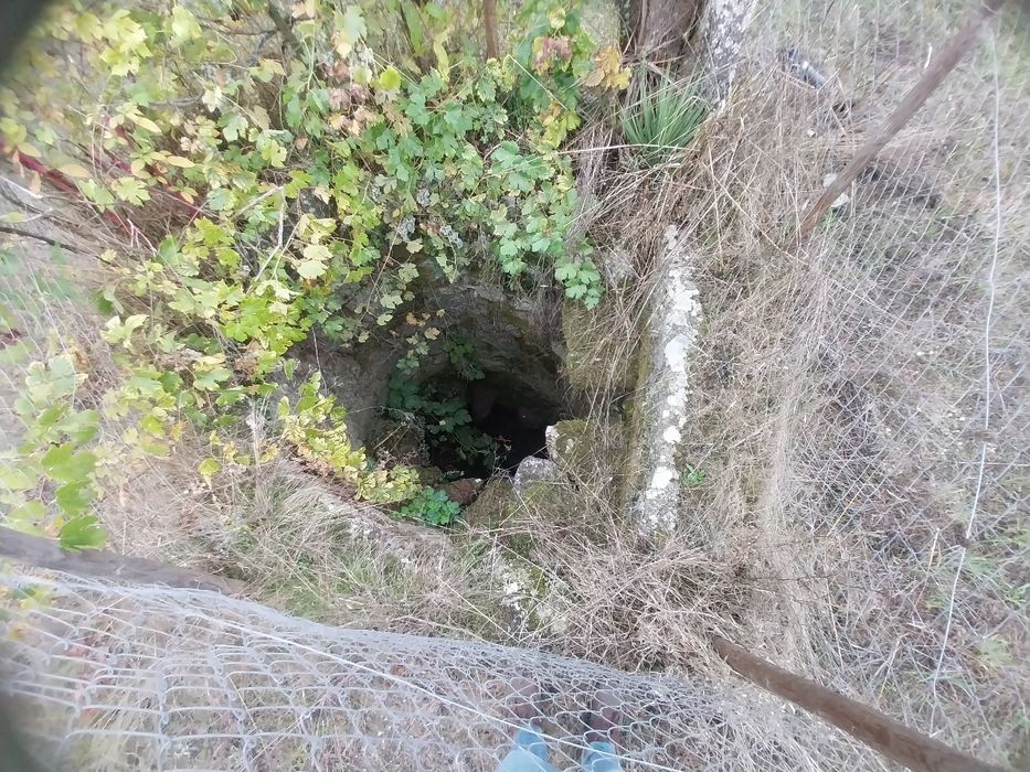 Terreno rústico perto serra da estrela