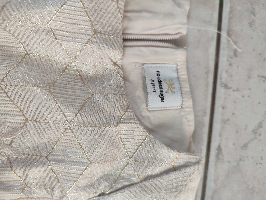 Cztery eleganckie sukienki r. 104 - 3 lata