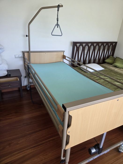 Cama articulada elétrica Antão Socrates