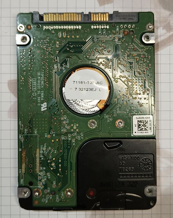 Western Digital WD3200BPVT-22JJ5T0 — 320 GB, SATA II, 2.5″