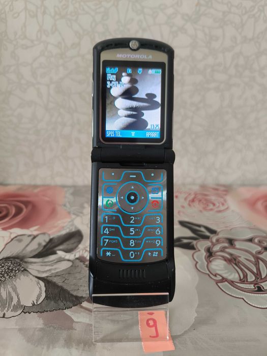 Motorola v3 Motorola Gleam Motorola Gleam Plus