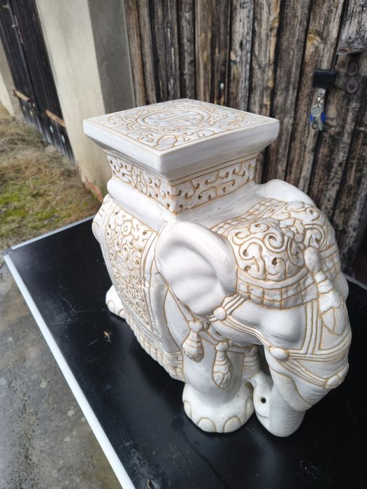 Słoń ceramiczny - stolik,