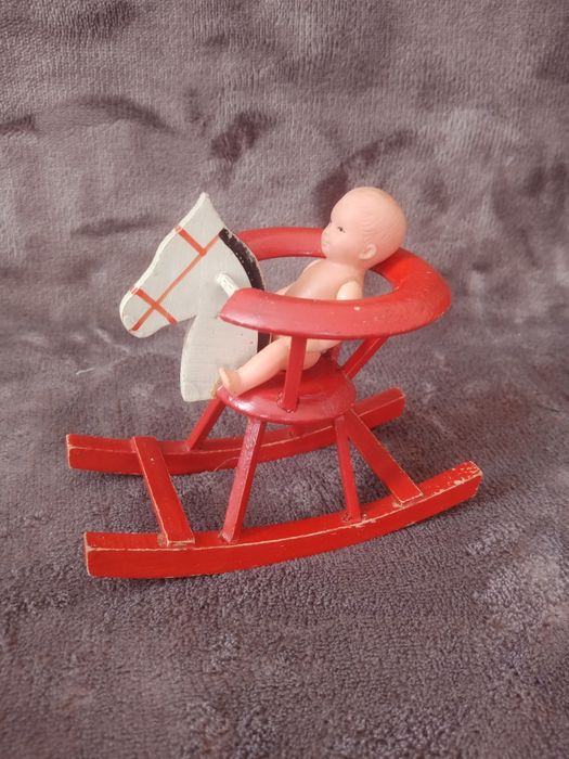 Кресло качалка  для пупсика ГДР