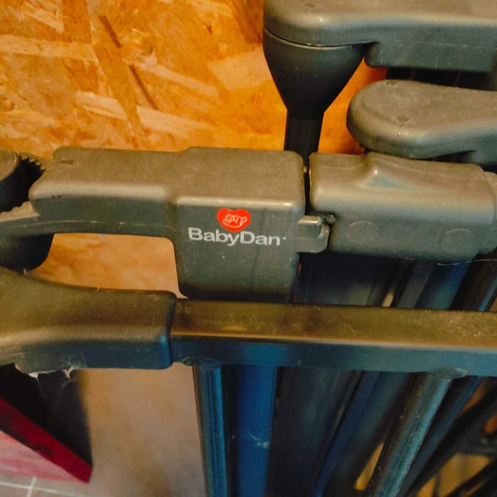 2 Vedações Grades Barreiras Cancelas segurança Bébé BabyDan Olaf