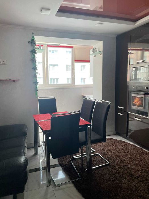 1к Новобудова з дизайн Ремонтом на Озерній за агорою 8/12 поверх