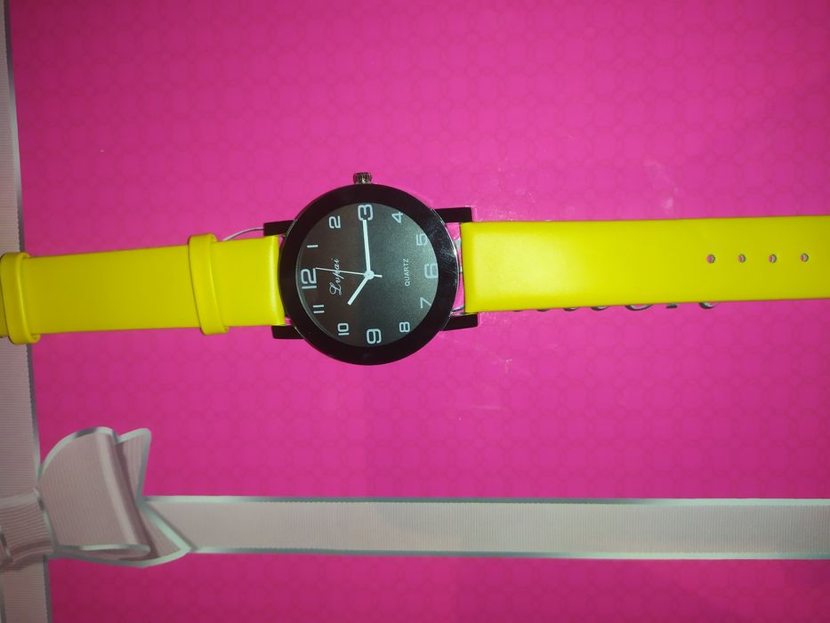 Zegarki damskie różne nowe