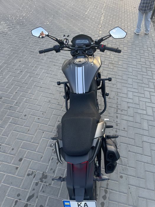 Bajaj Dominar 400