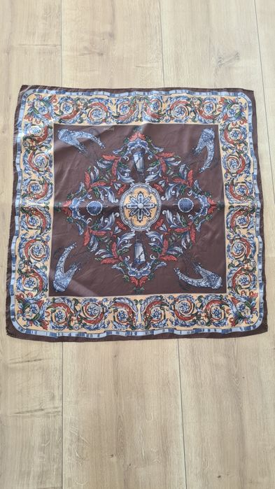 Chusta Gawroszka Szal Poszetka Loredano. 100% Jedwab Silk Jedwabna.