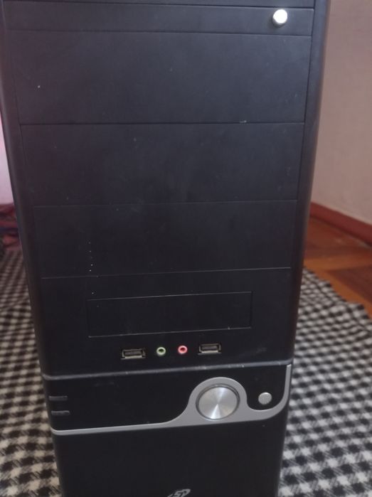 Продам комплект для пк.Материнка +проц+блок живлення в корпусі