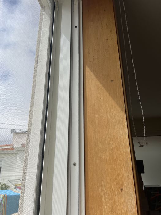 Janela aluminio branco com vidro duplo