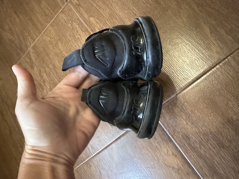Nike Air 270 дитячі кросівки