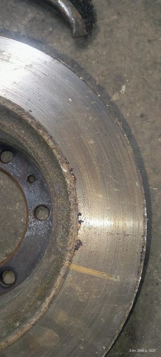 Toyota hilux диски гальмівні