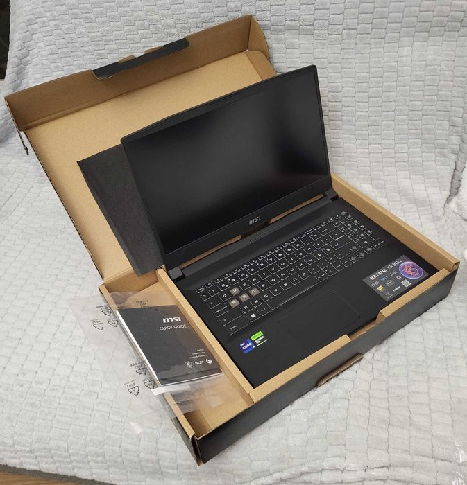 Computado Portátil Gaming MSI Katana 15 B13VGK - 1649PT