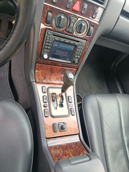 Mercedes w210 2.2D 143 km