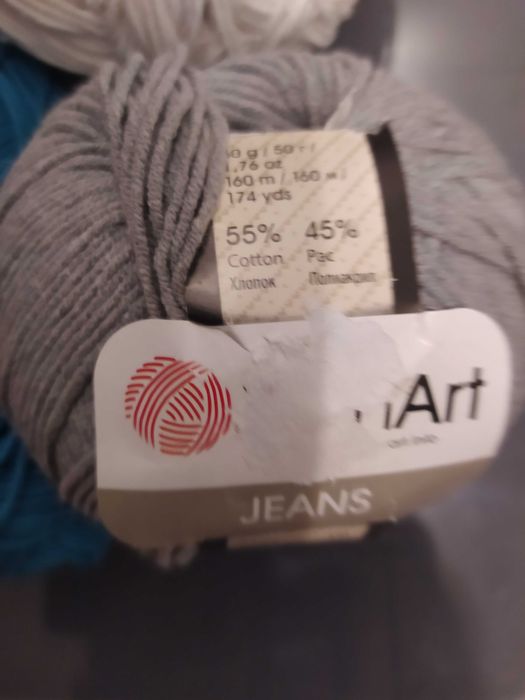 Włóczki różne kolory ok.800g