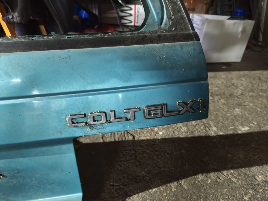 MITSUBISHI COLT III C50 крышка багажника